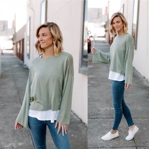 Z Supply NWT premium fleece flare sleeve sweater in agave green